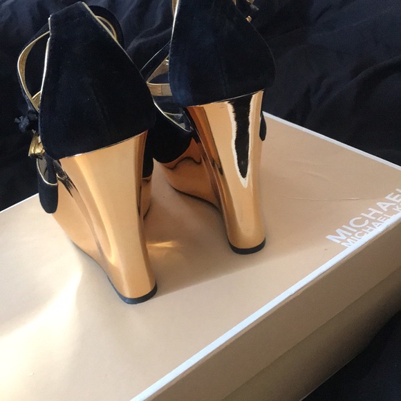 Michael Kors - Picture 3 of 5